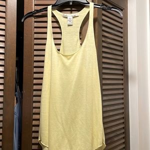 Women’s pastel yellow tank top